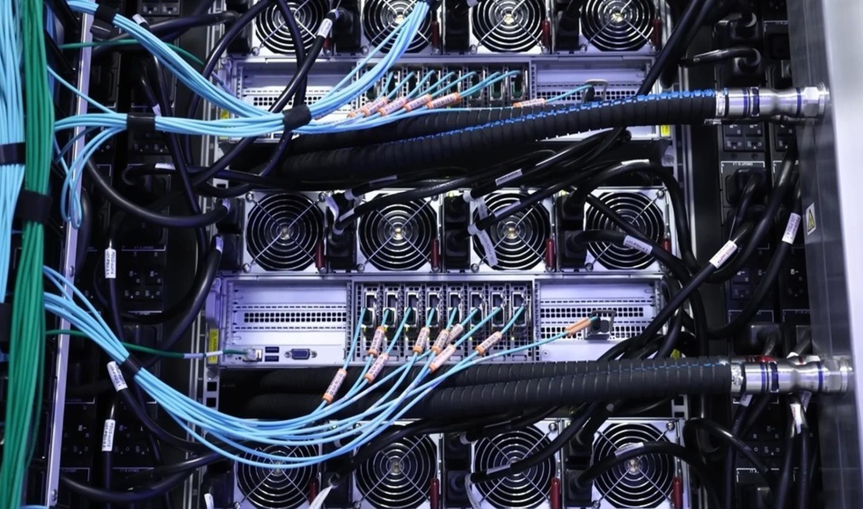 AI Training Clusters: Building the Optical Backbone