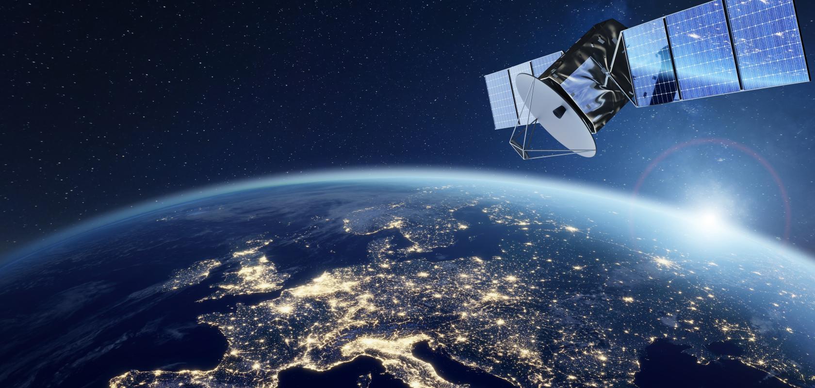 Optical communications in low earth orbit