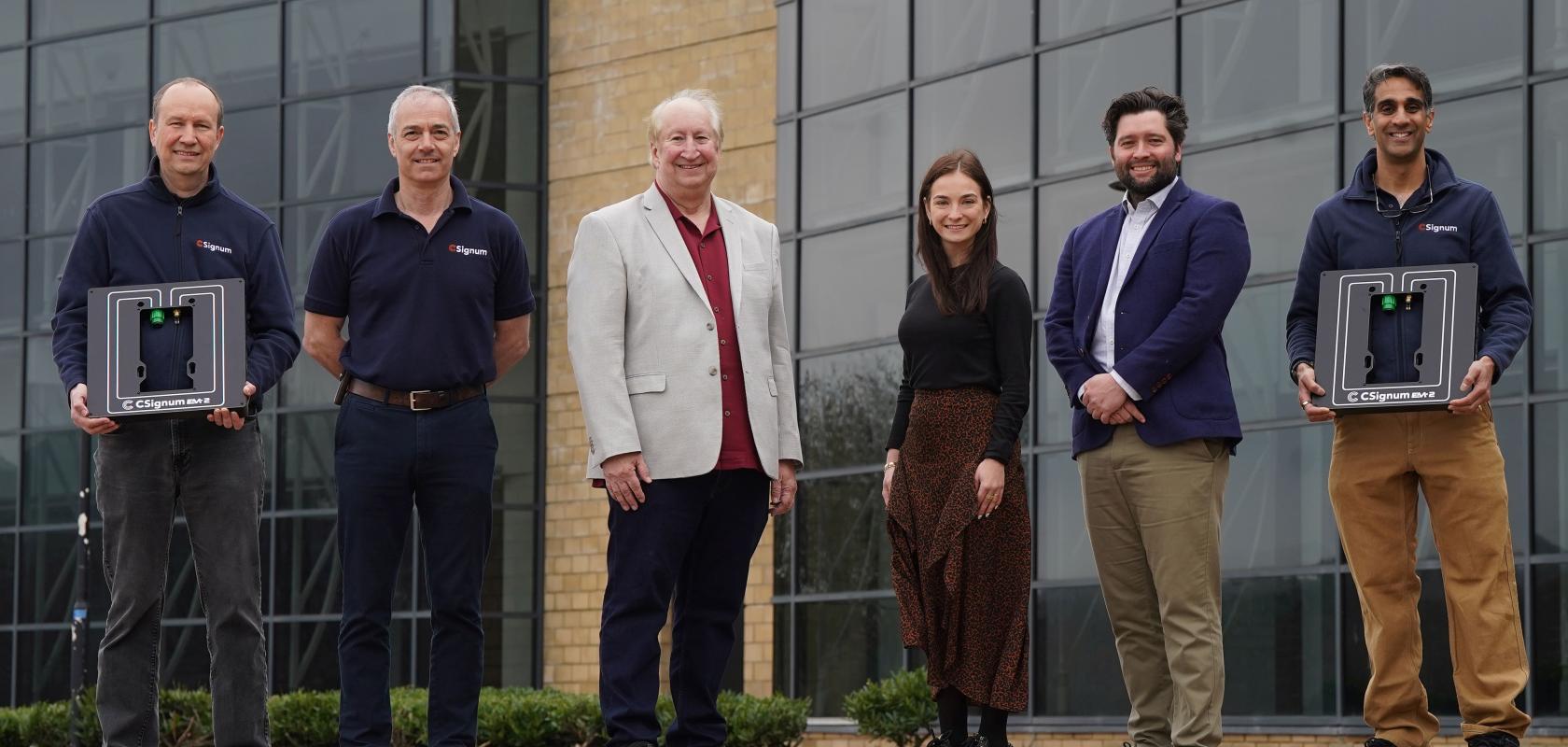 L-R Mark Rhodes CTO, Richard Hopkins Board Member & Chairman, Jonathan Reeves CEO, Claire Cramm Investment Manager Par Equity, Dan McKiddie Investment Manager Archangels, Rob Soni, Board Member & Investor