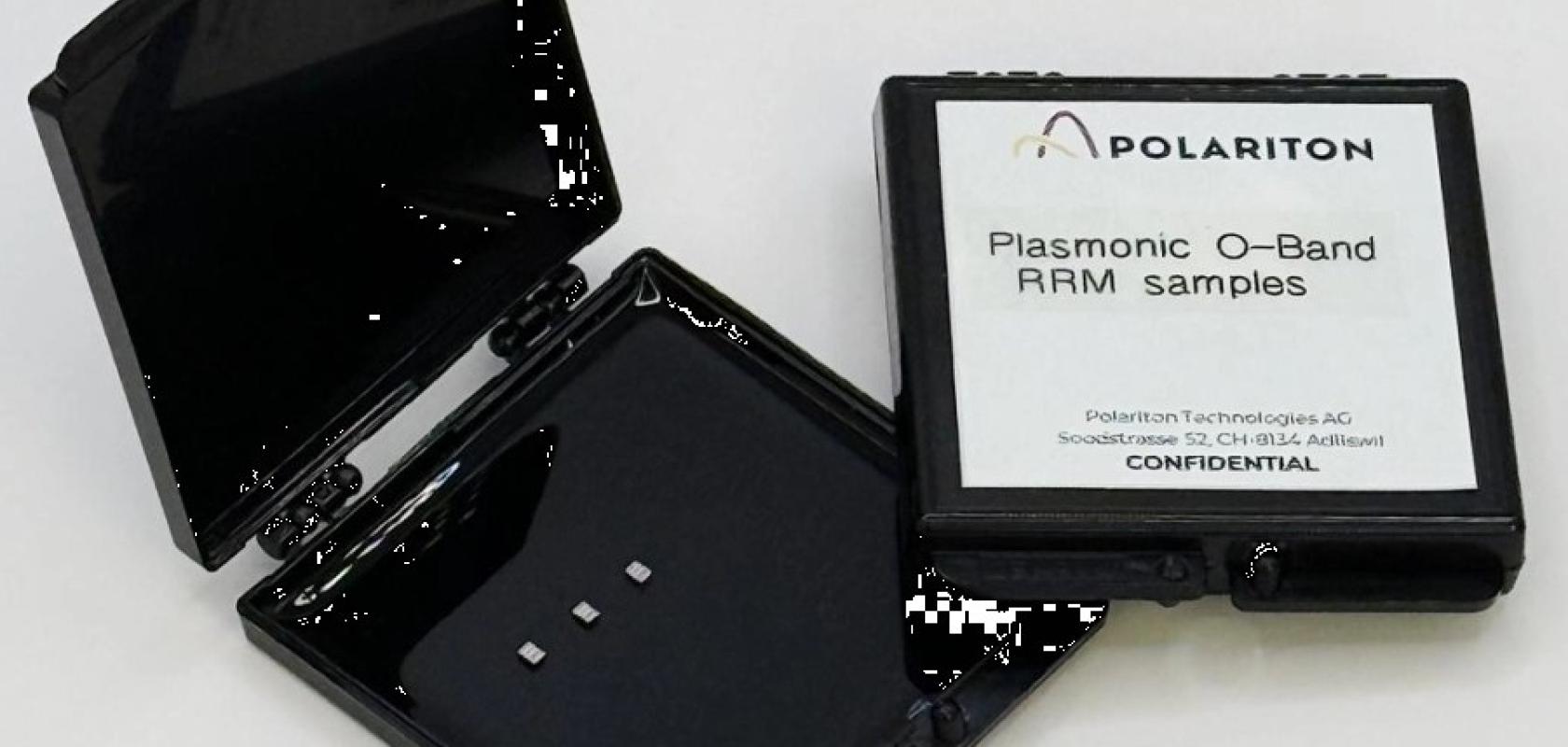 Polariton plasmonic modulator 400G lane