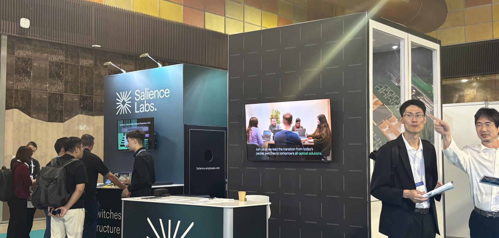 Salience Labs demonstrates 64-port silicon photonic OCS