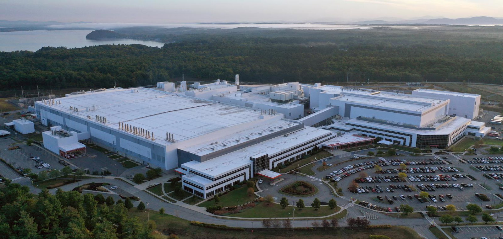 GlobalFoundries Partners with TSMC for $2B AI Packaging Supply