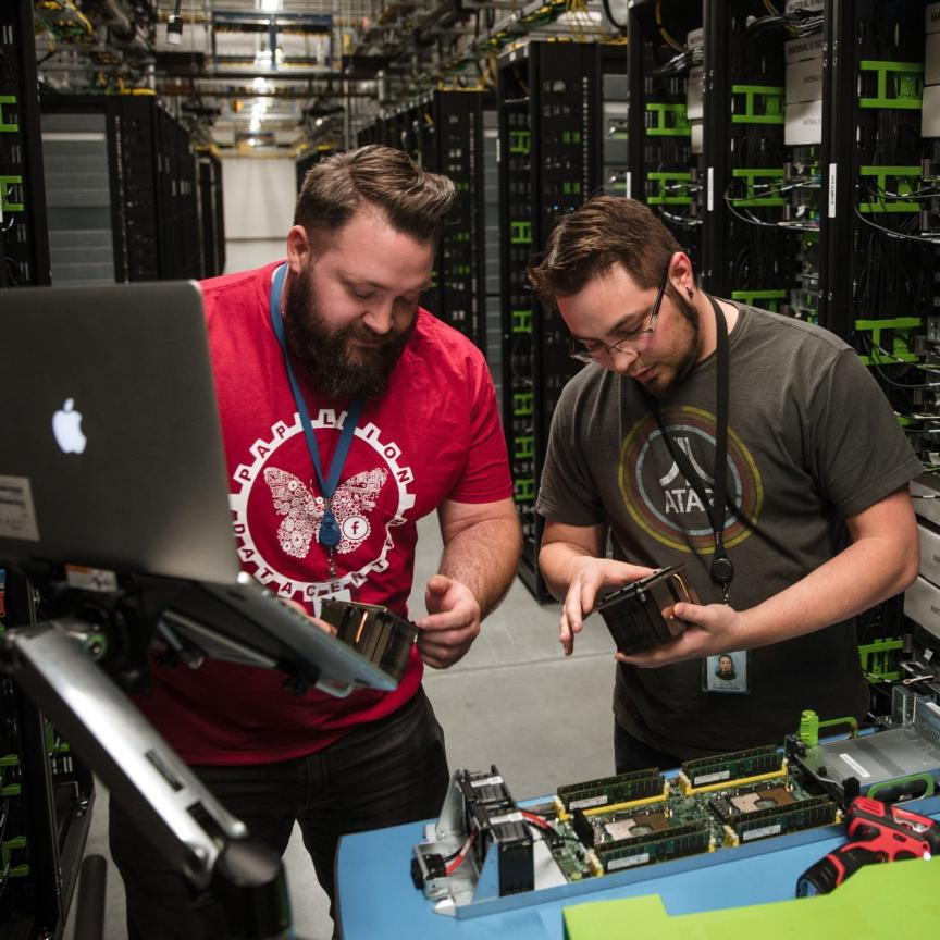 Meta data centre employees in Papillion, Nebraska to illustrate Corning Meta $6bn fibre deal